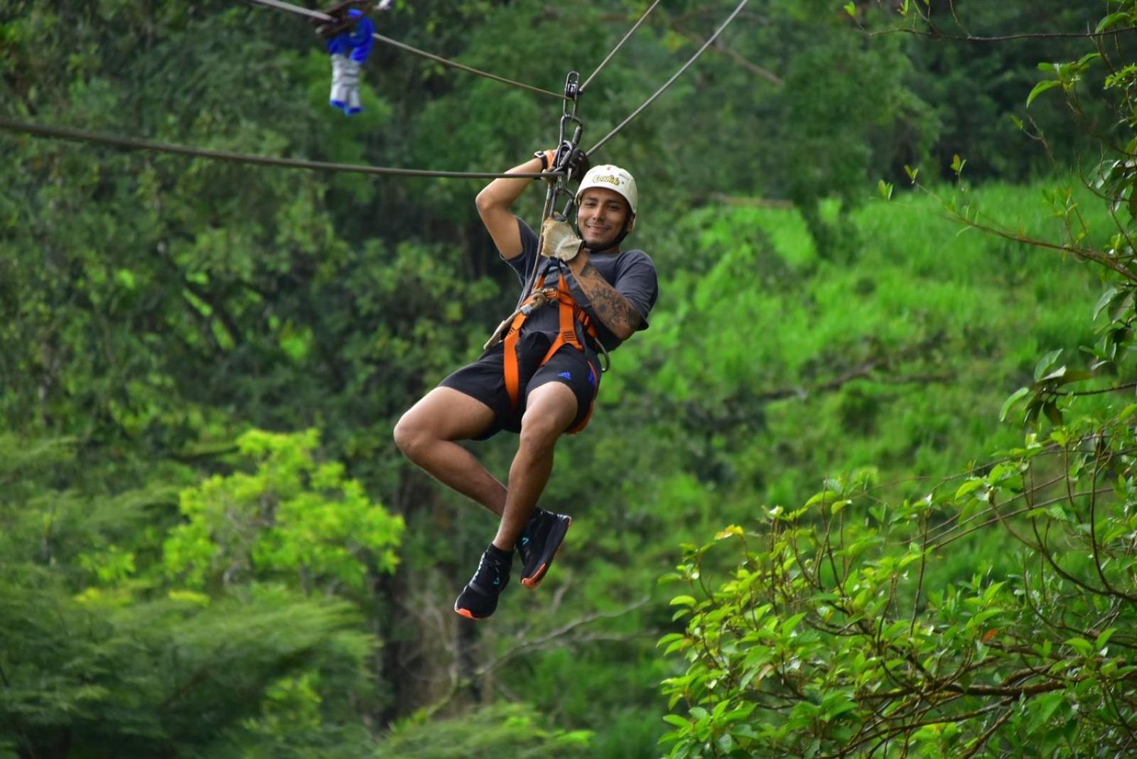 Arenal Paradise Lodge La Fortuna Bagian luar foto